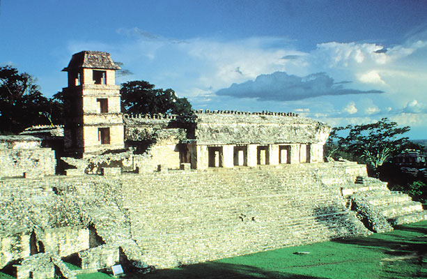 Gebäude in Palenque, Mexiko