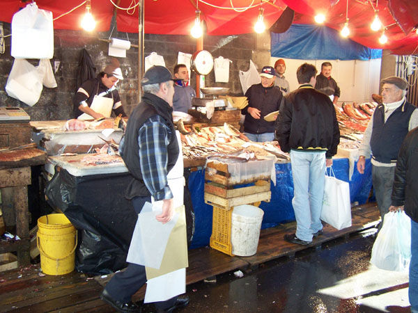 Catania Fischmarkt, Sizilien