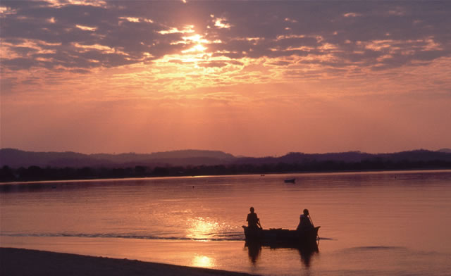 Südliches Seeufer des Lake Malawi