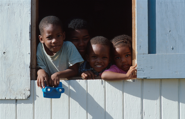 Kinder - Kids, Antigua & Barbuda