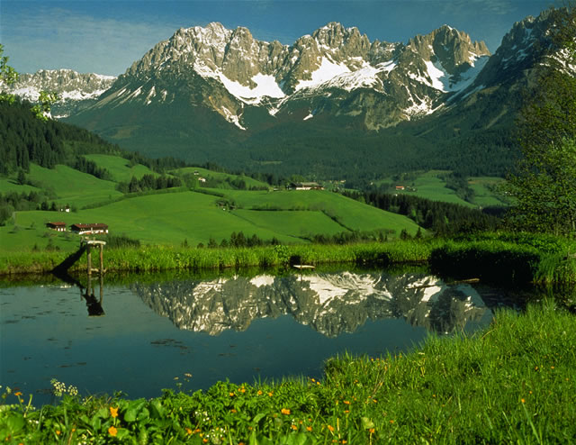 Tirol - Landschaft bei Kitzbühel mit Kaisergebirge [Mallaun], Österreich