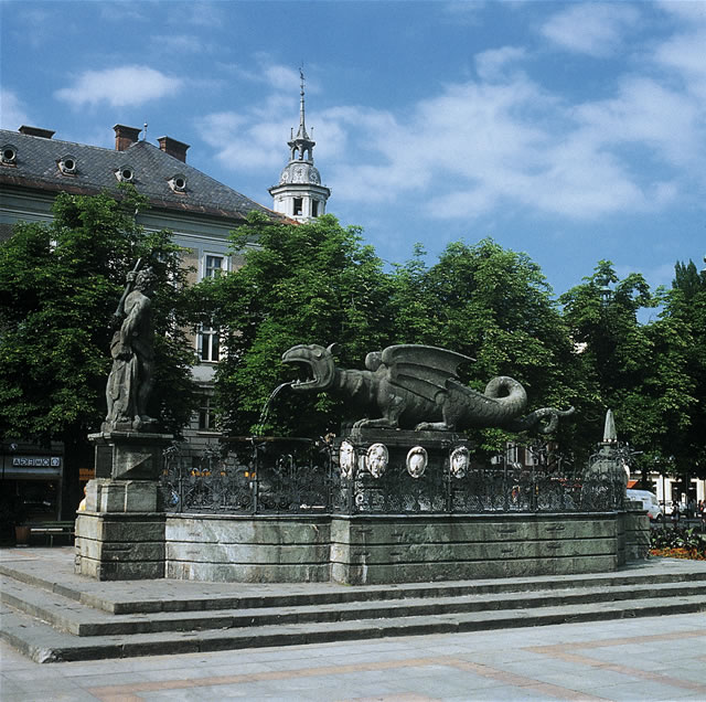 Kärnten - Lindwurmbrunnen in Klagenfurt [Weinhäupl], Österreich