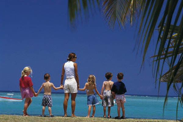 Kinder am Strand, Mauritius